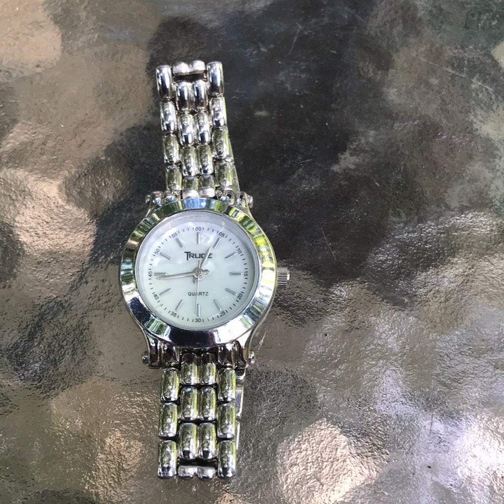 Truce Women's Watch- Never Worn-New Battery